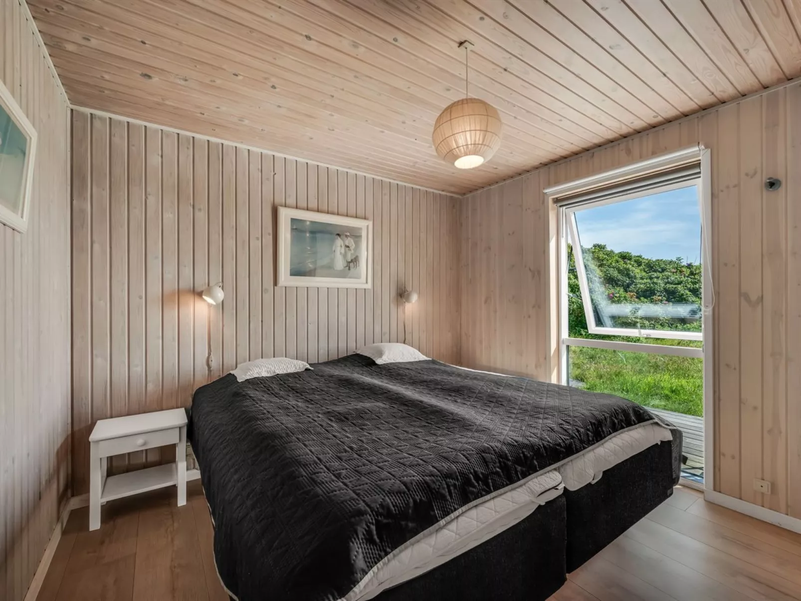 "Talia" -  from the sea-Binnen