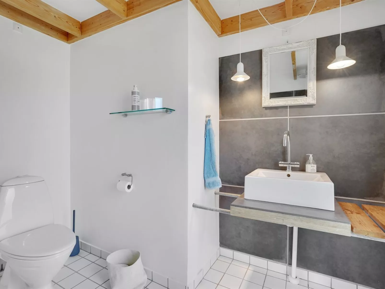 "Malte" - 75m from the sea-Binnen