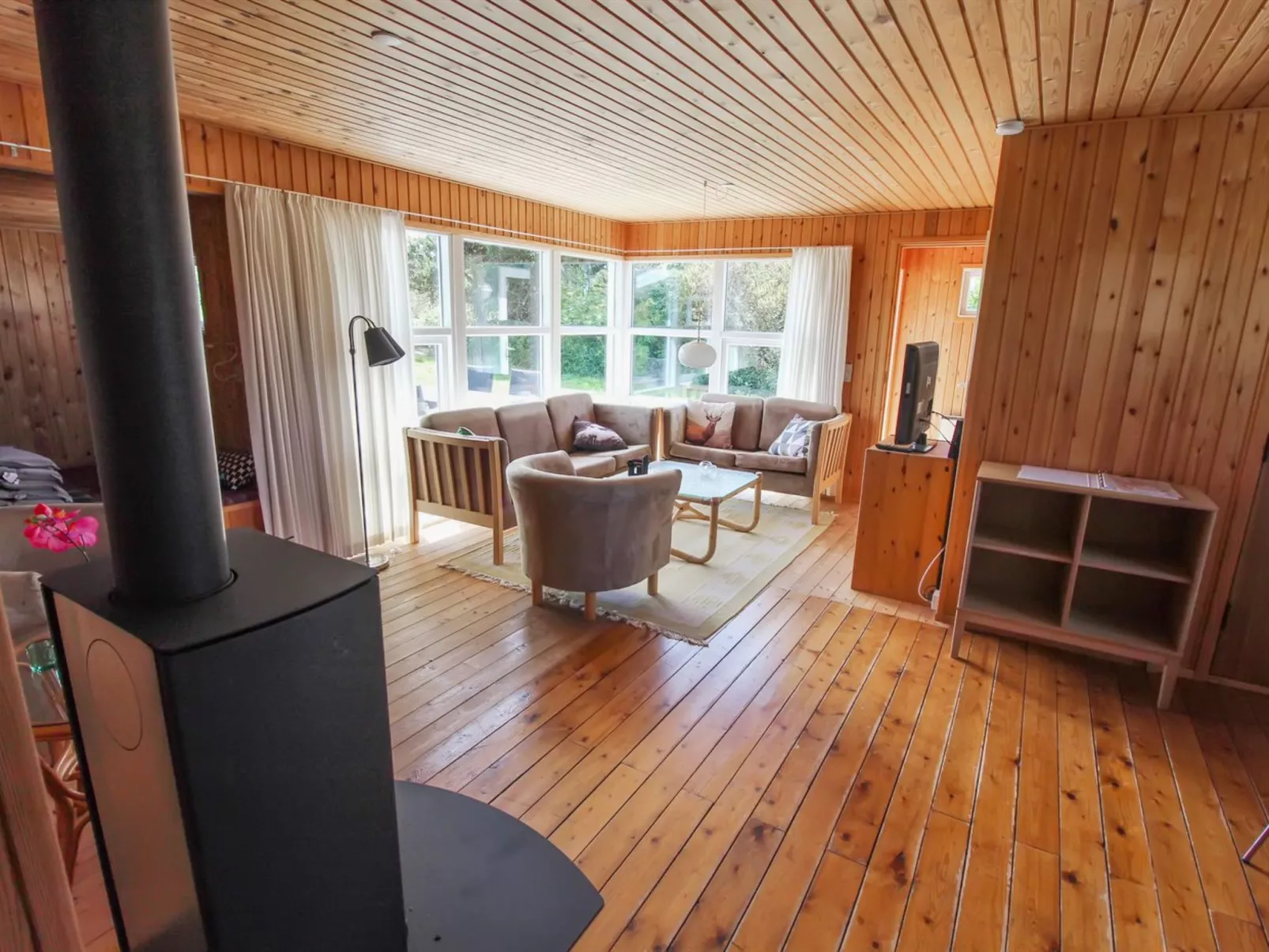 "Freija" - 719m from the sea-Binnen