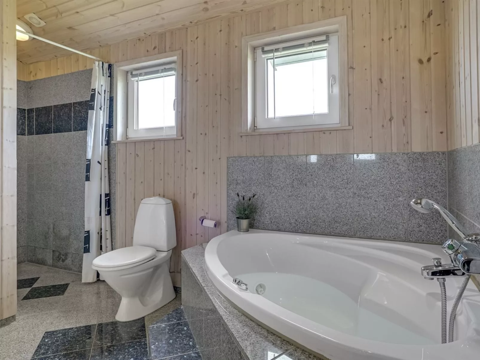 "Emppu" - 400m from the sea-Binnen