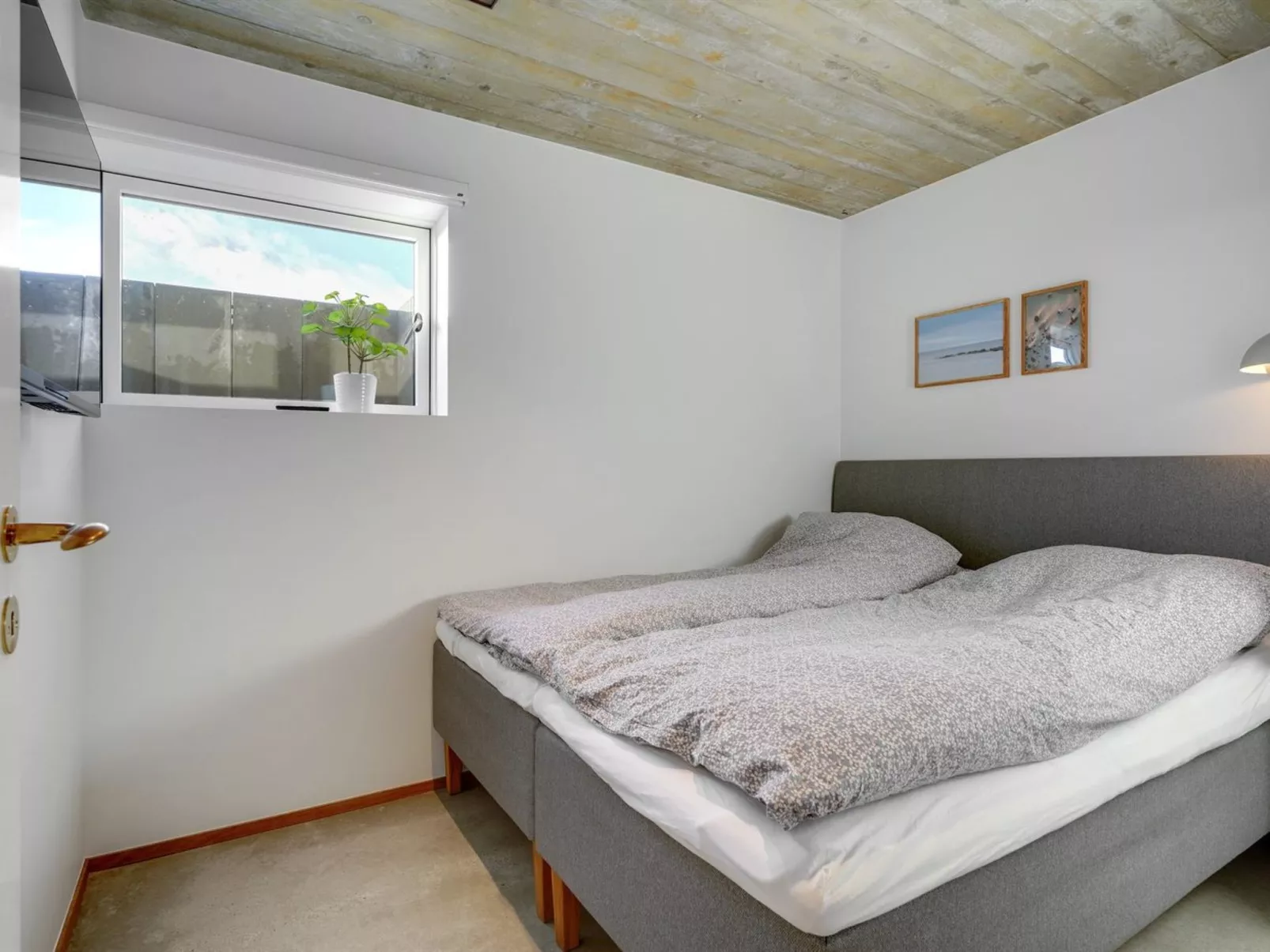 "Caterina" - 100m from the sea-Binnen