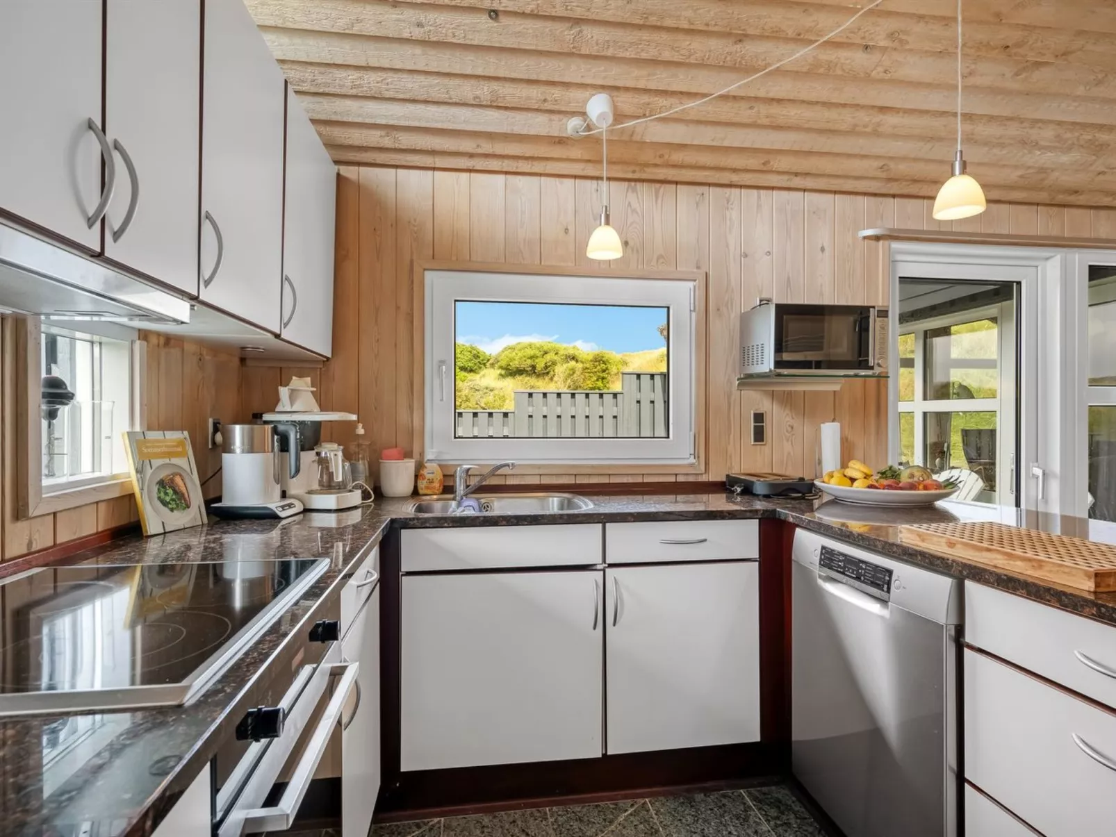 "Rosemari" - 260m from the sea-Binnen