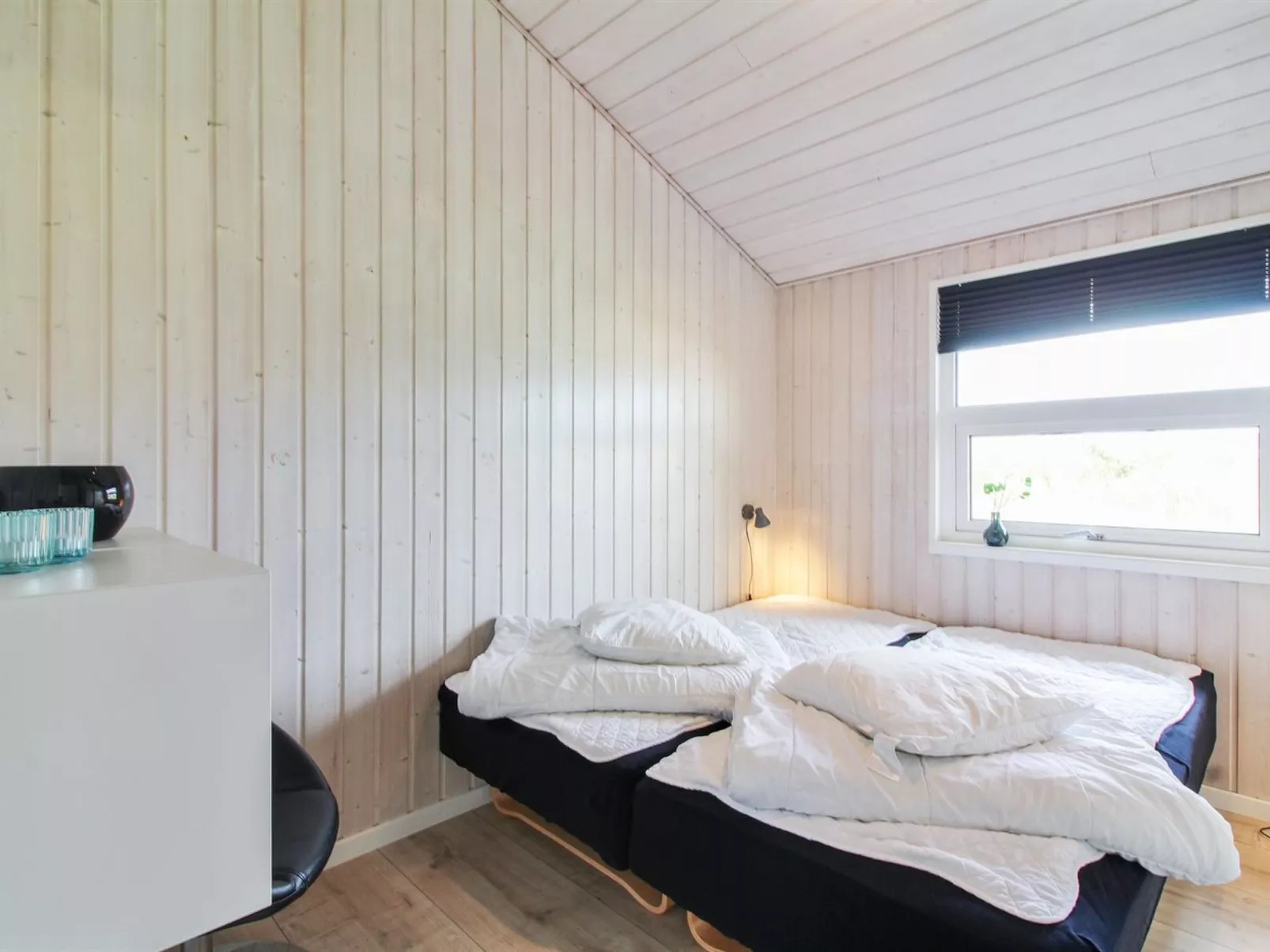 "Herbiorn" - 403m from the sea-Binnen