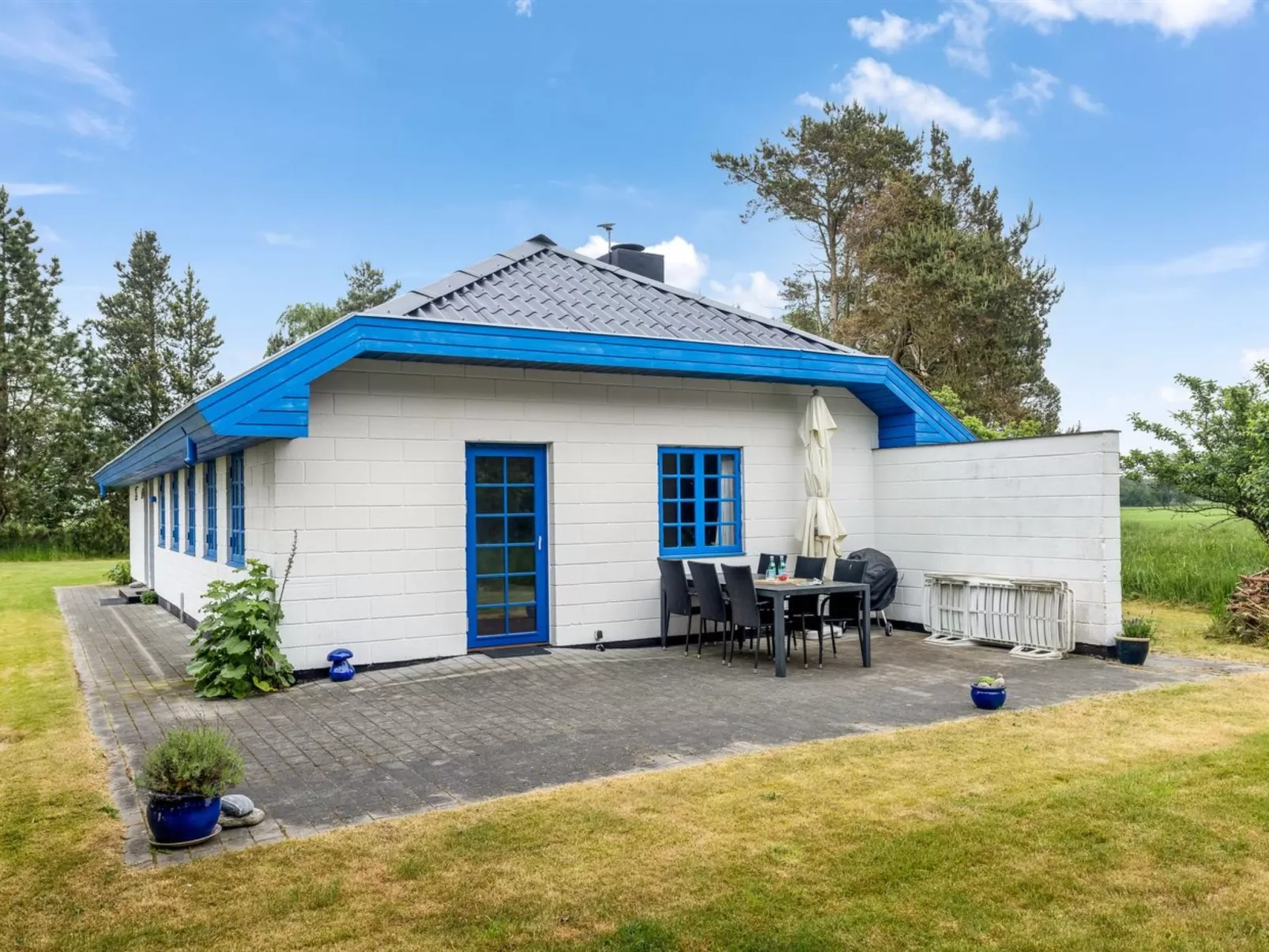 "Ema" - 5km from the sea-Buiten