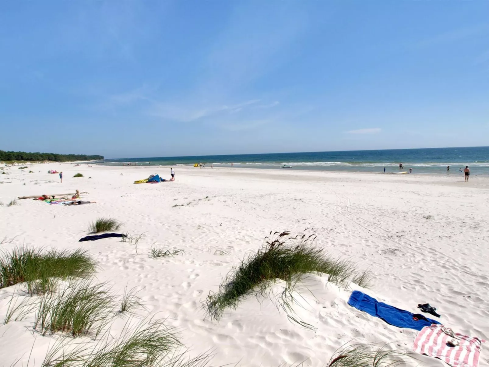 "Ronja" - 300m from the sea-Buiten