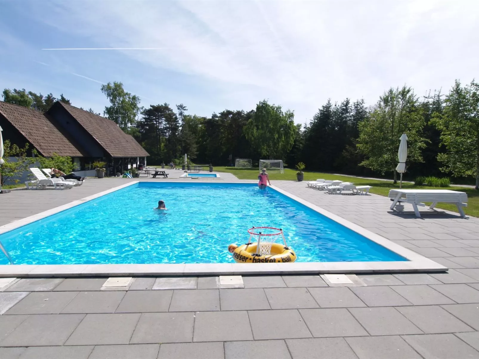 "Franzine" - 200m from the sea-Buiten