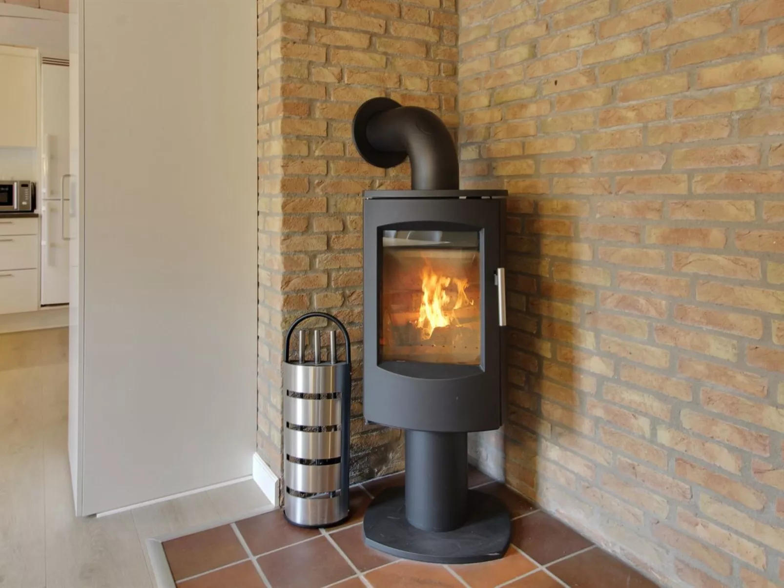 "Naili" - 3.1km from the sea-Binnen