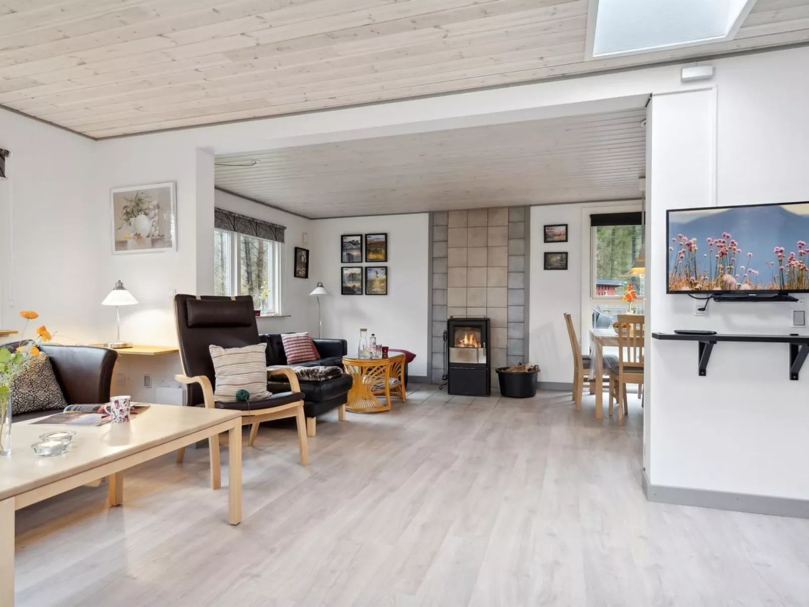 "Harthe" - 800m from the sea-Binnen