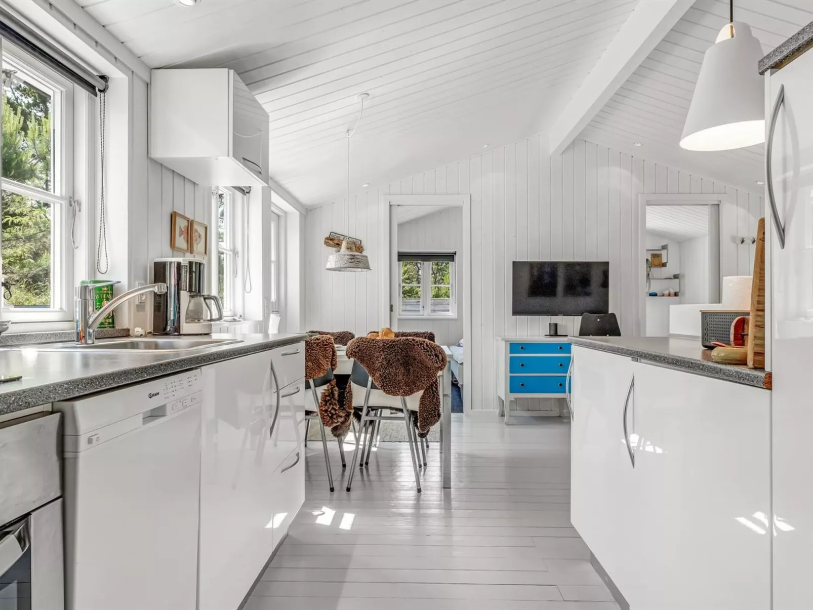 "Thorkil" - 800m from the sea-Binnen