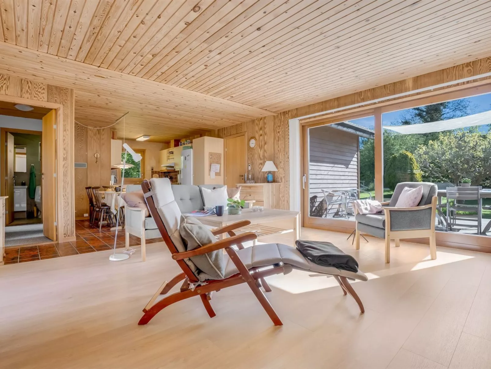 "Alvia" - 200m from the sea-Binnen