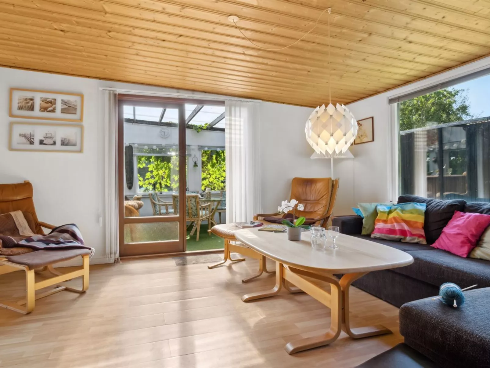 "Annamie" - 650m from the sea-Binnen