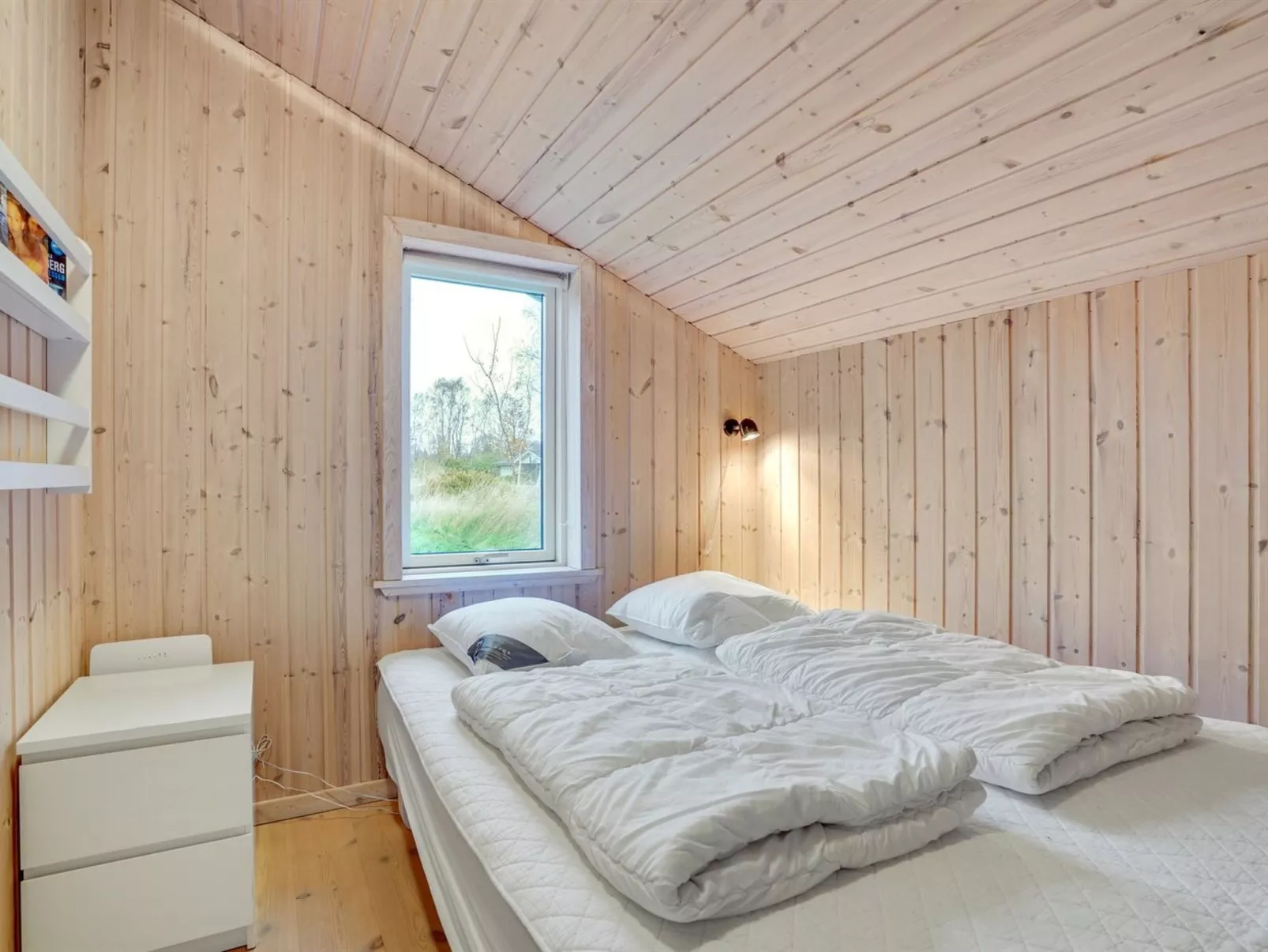 "Elni" - 900m from the sea-Binnen