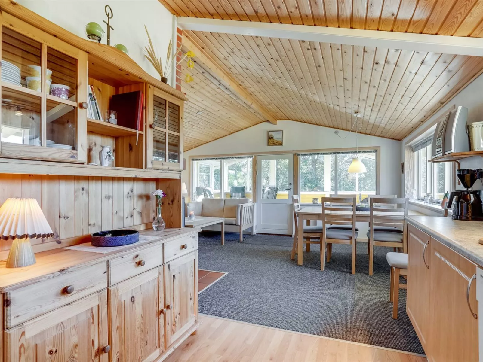 "Jeldrik" - 100m from the sea-Binnen