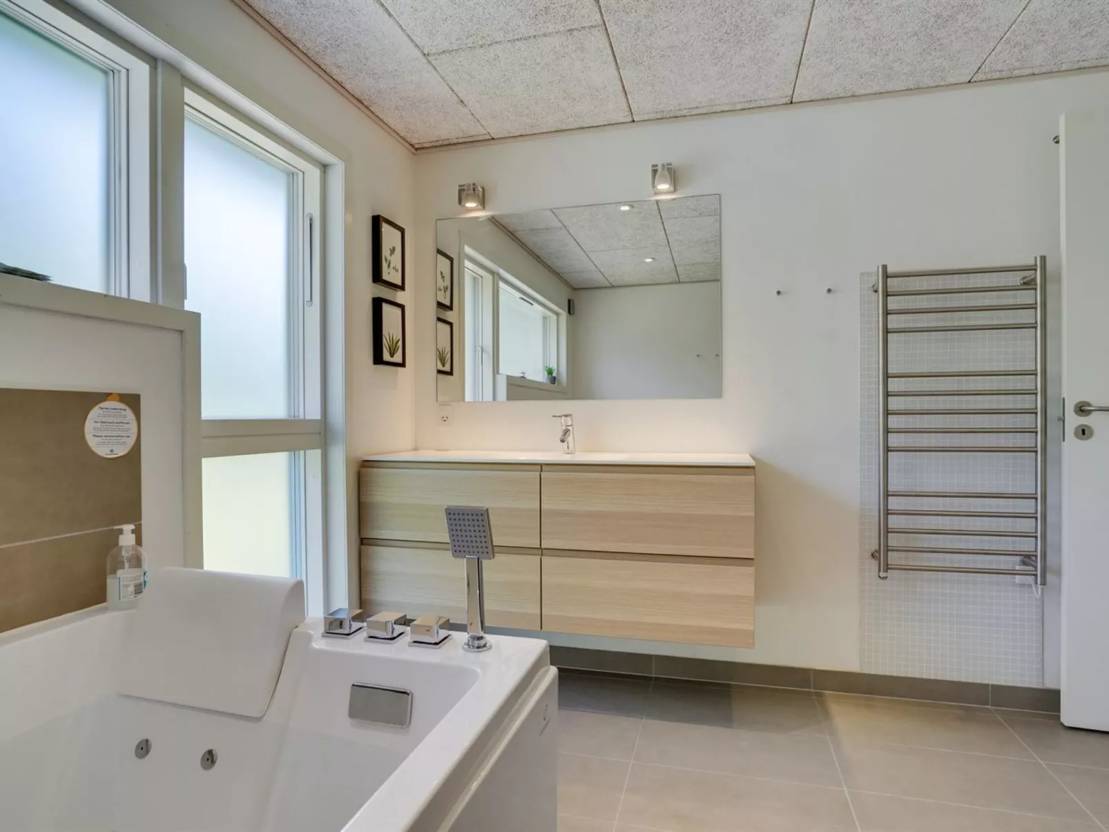 "Delan" - 1.3km from the sea-Binnen