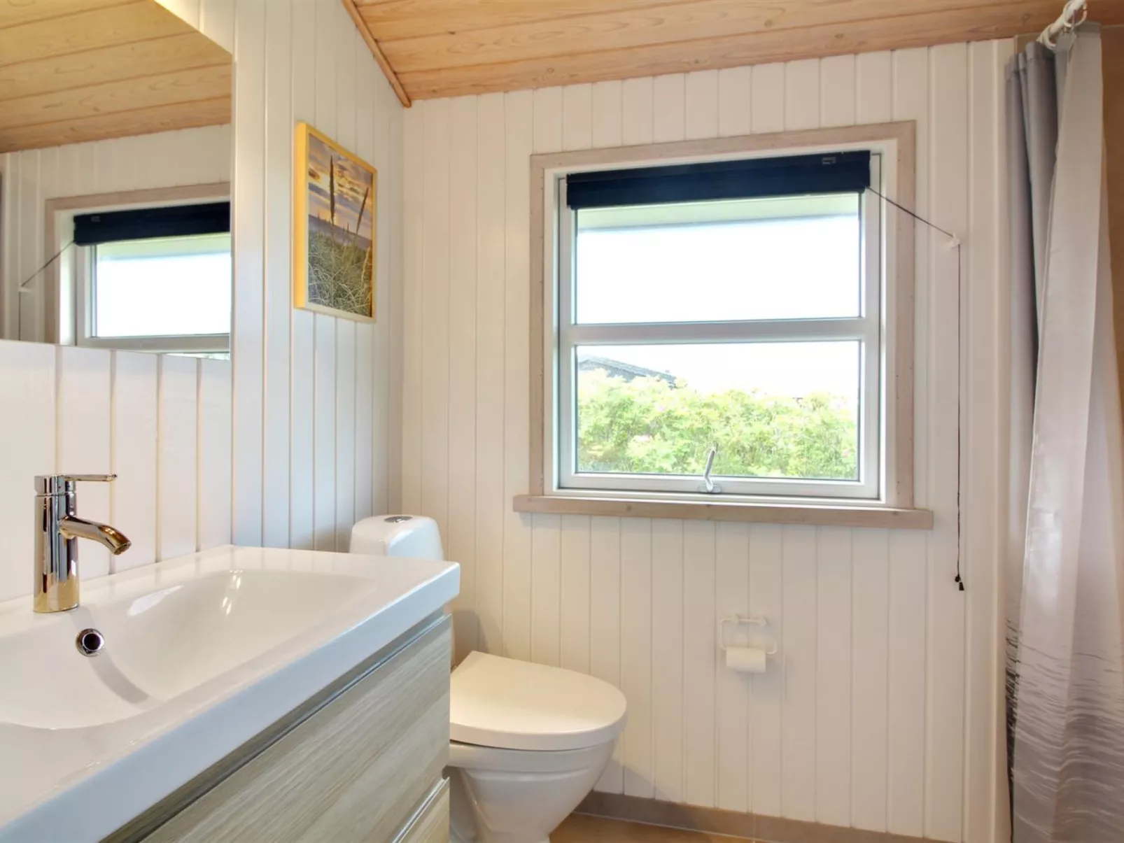 "Myriam" - 200m from the sea-Binnen