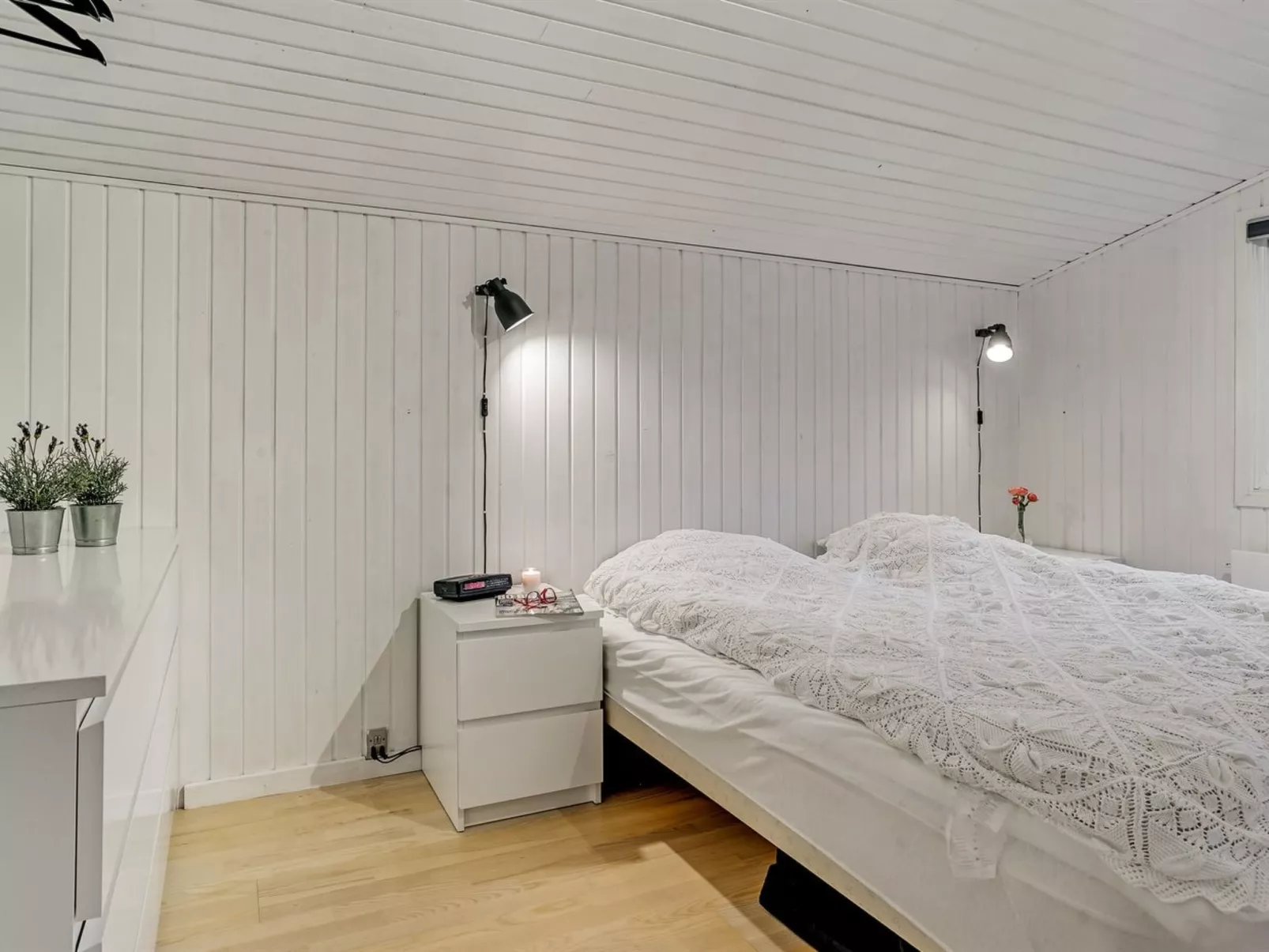 "Leonor" - 300m from the sea-Binnen