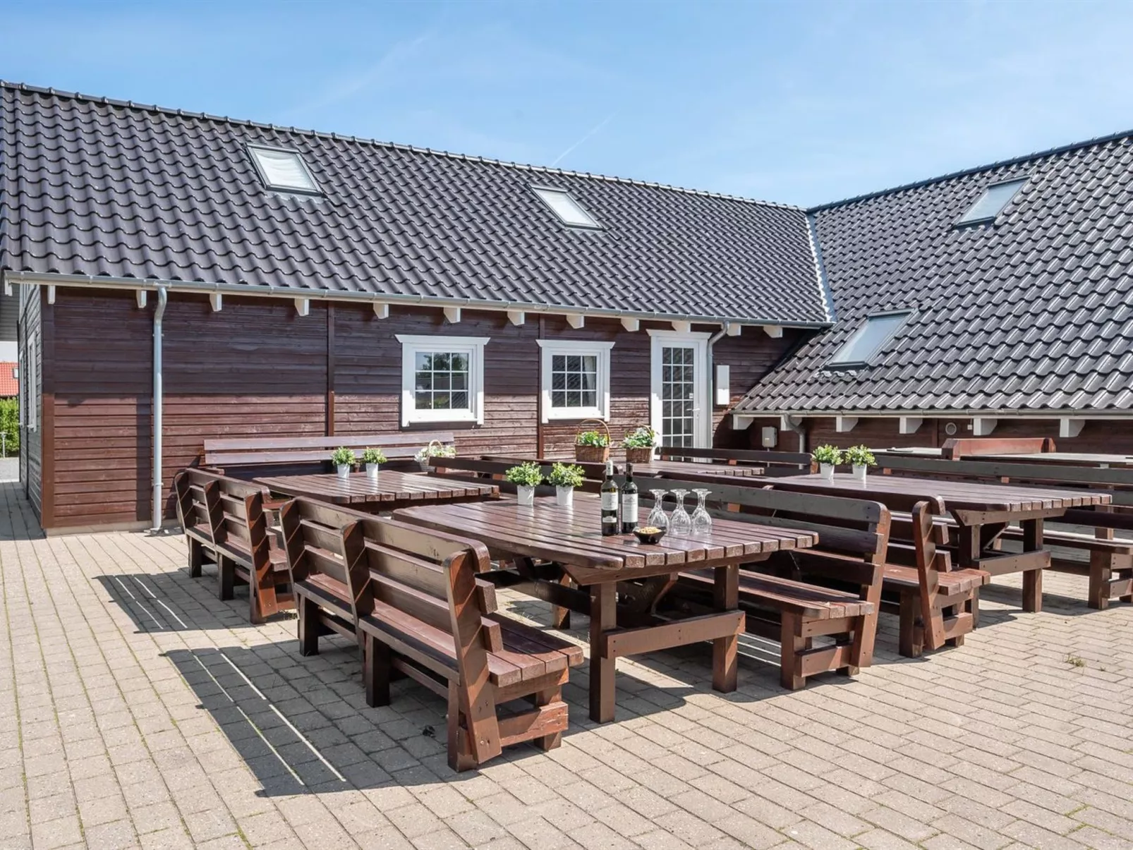 "Emelita" - 900m from the sea-Buiten