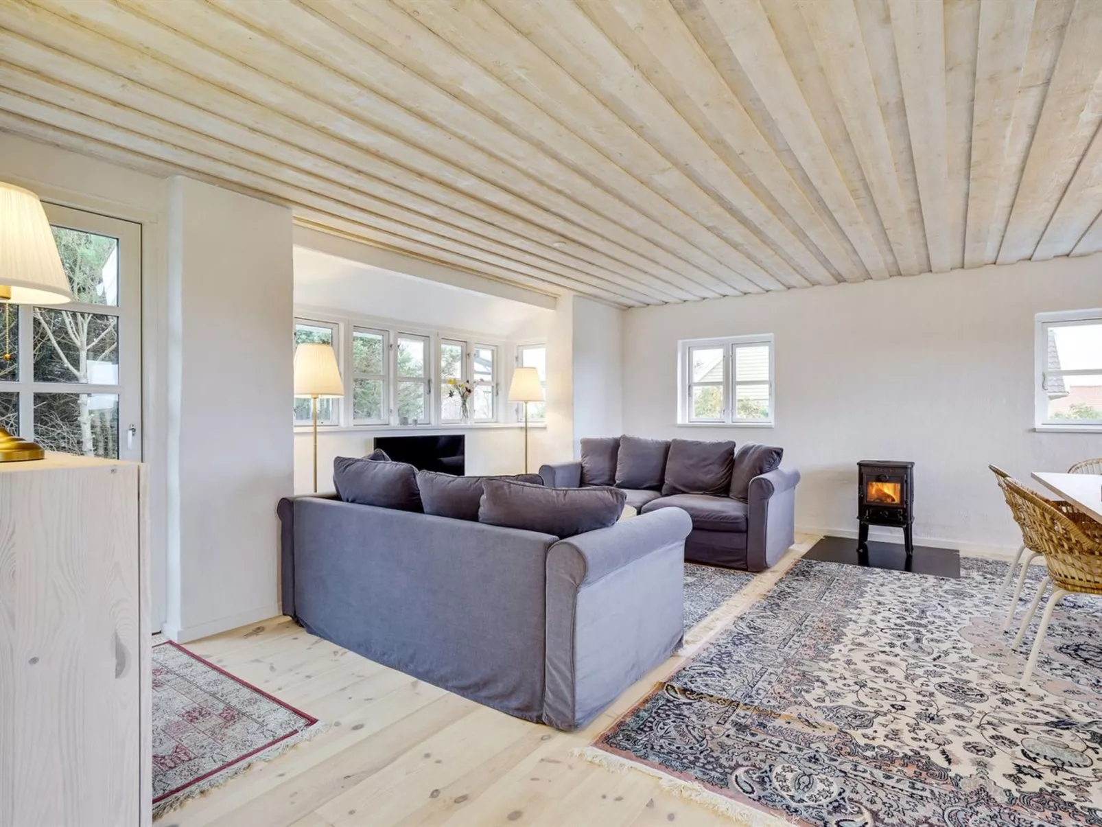 "Meindor" - 350m from the sea-Binnen