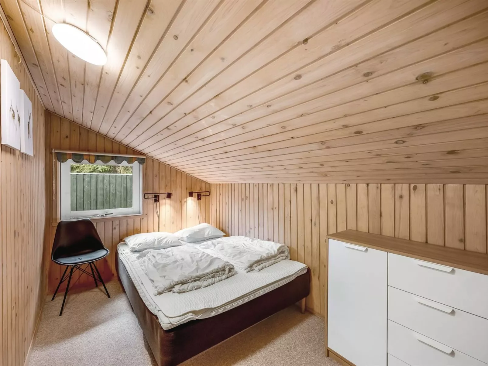 "Sunneva" - 1km from the sea-Binnen