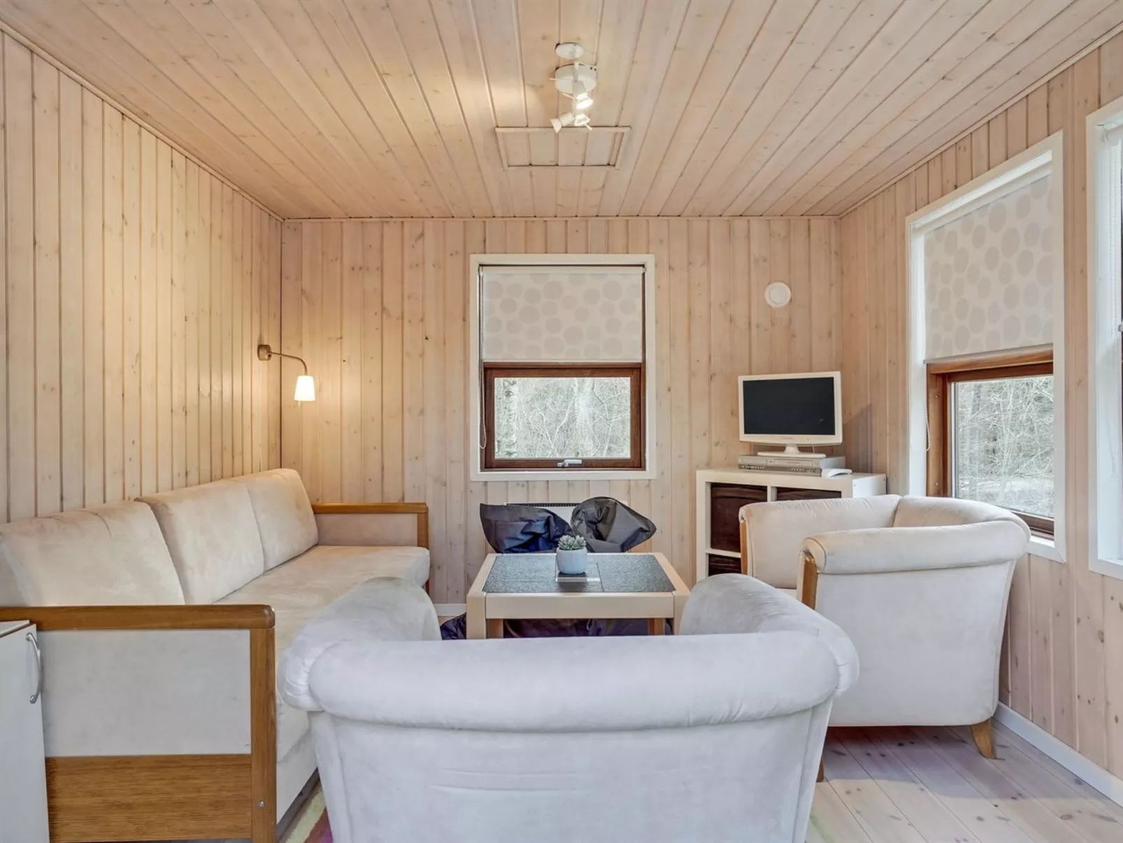 "Swarte" - 30km from the sea-Binnen