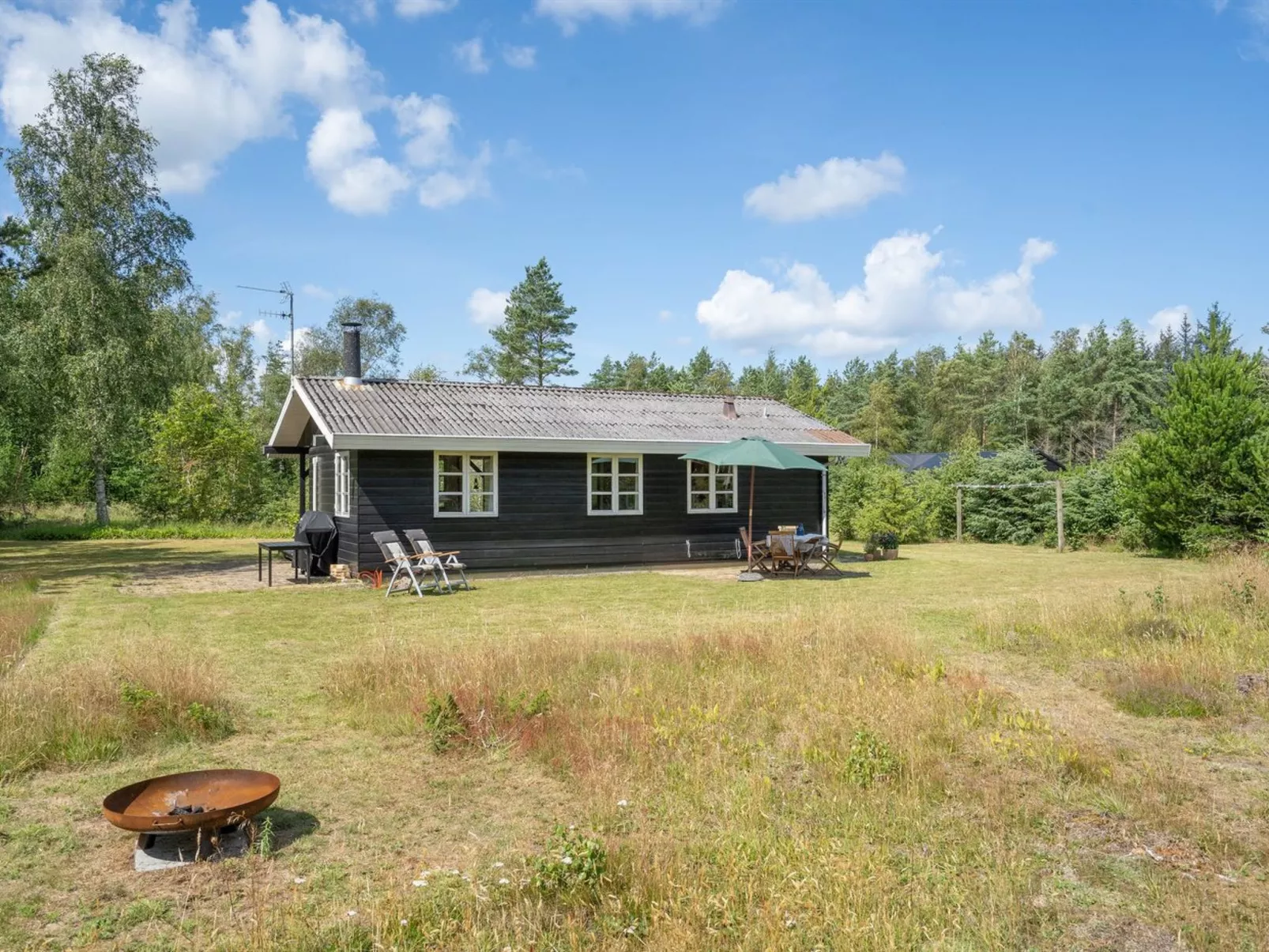 "Gizelle" - 1.5km from the sea-Buiten