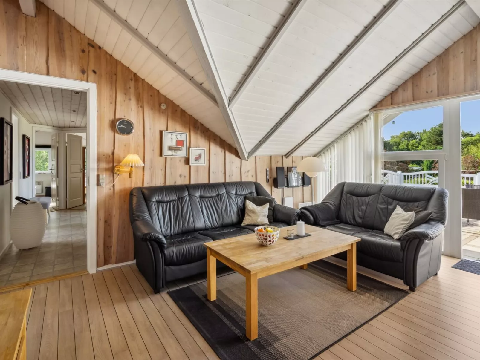 "Ines" - 25km from the sea-Binnen