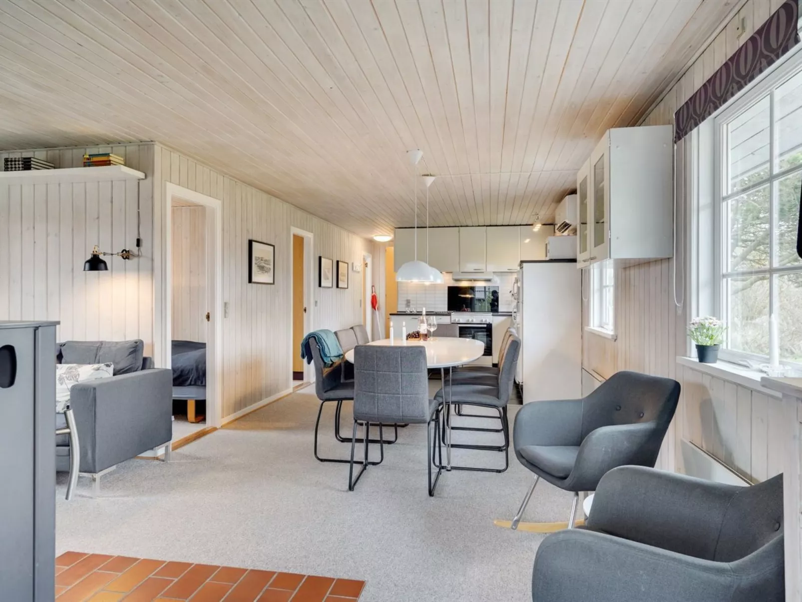 "Maikel" - 900m from the sea-Binnen