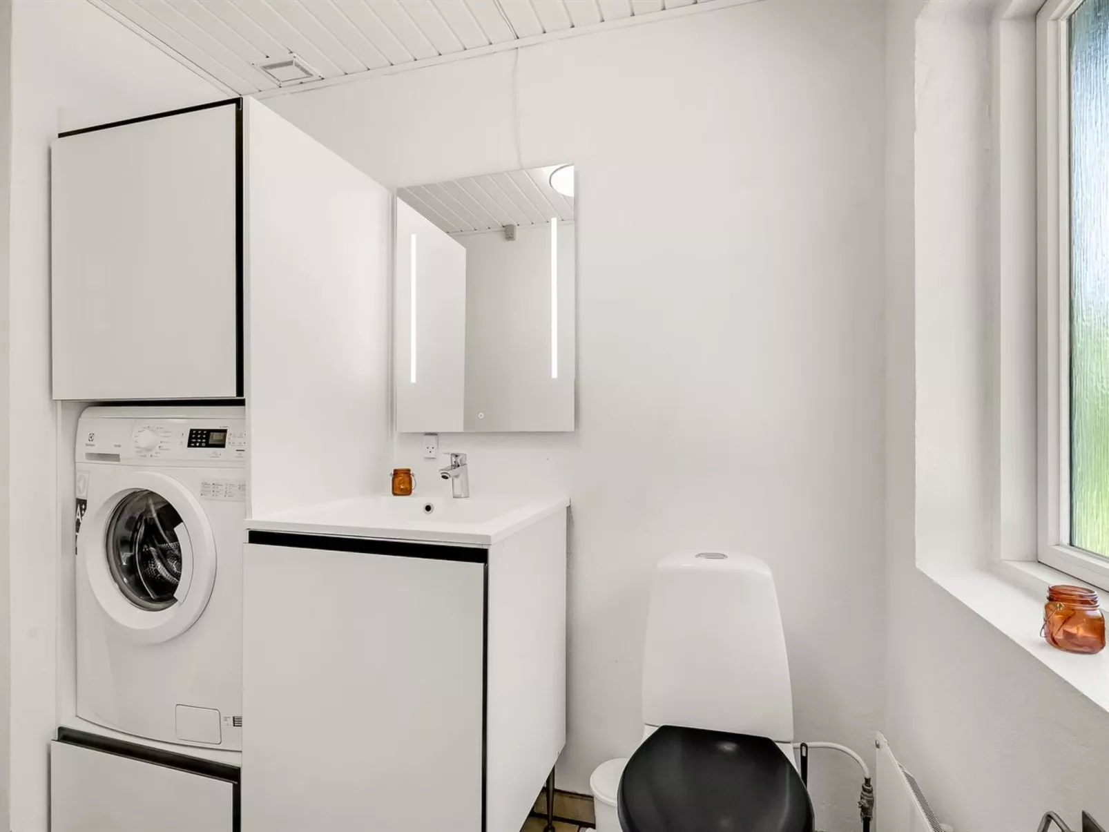 "Aarni" - 250m to the fjord-Binnen