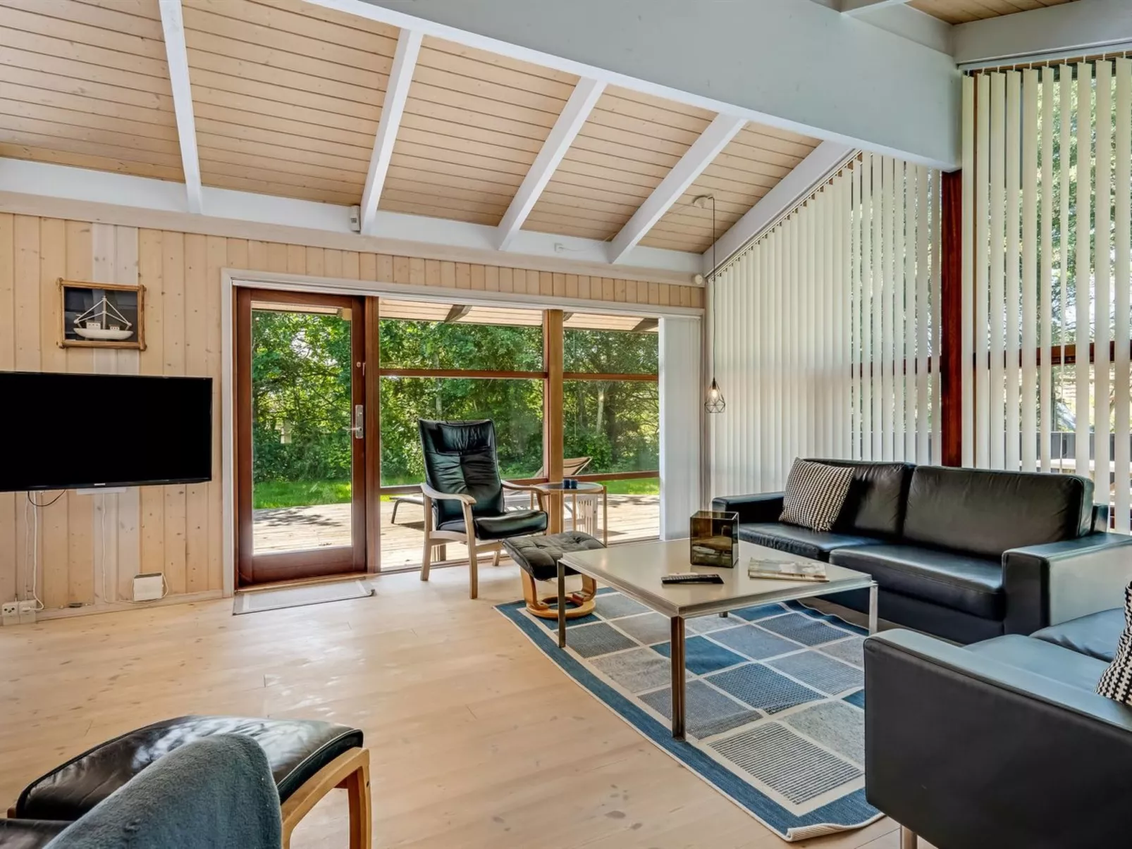 "Paulette" - 450m from the sea-Binnen