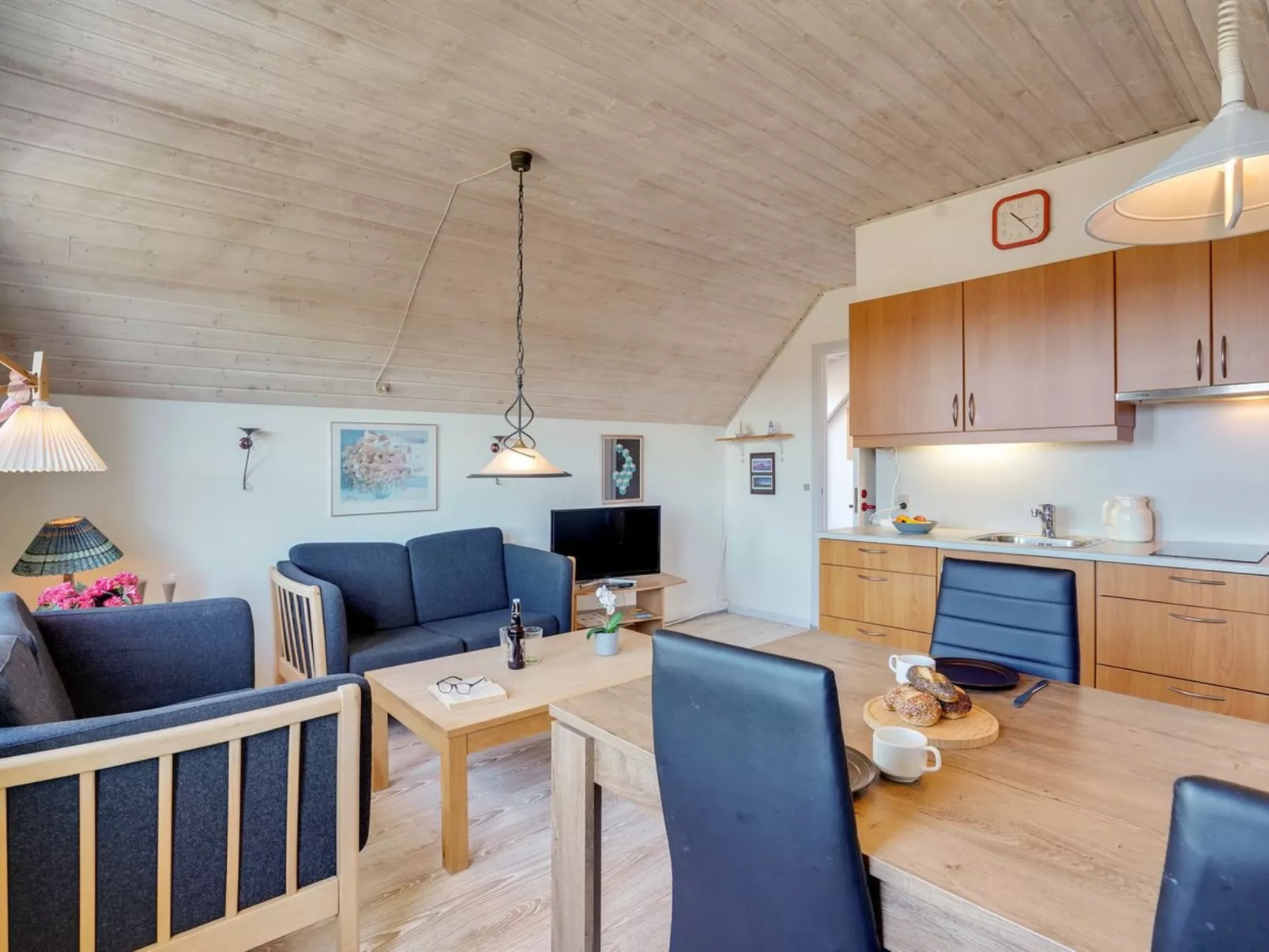 "Iohannes" - 2.3km from the sea-Binnen