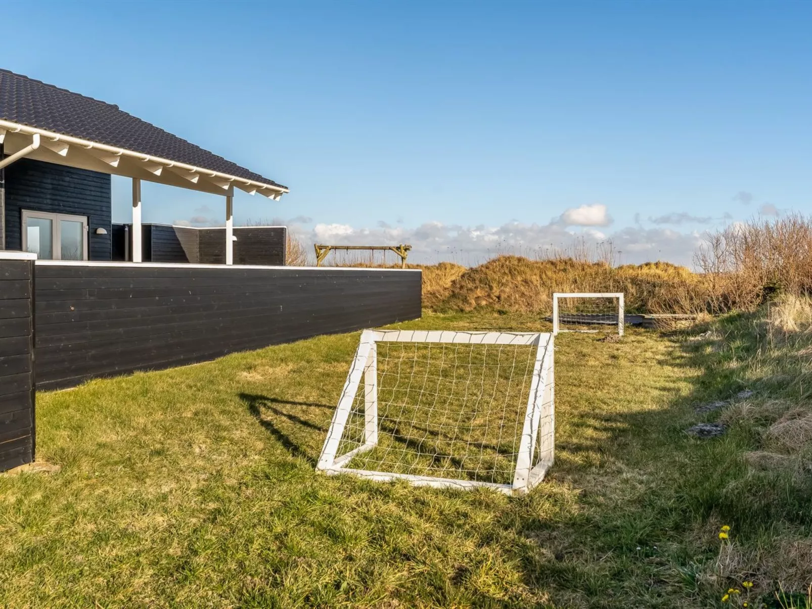 "Markku" - 400m from the sea-Buiten