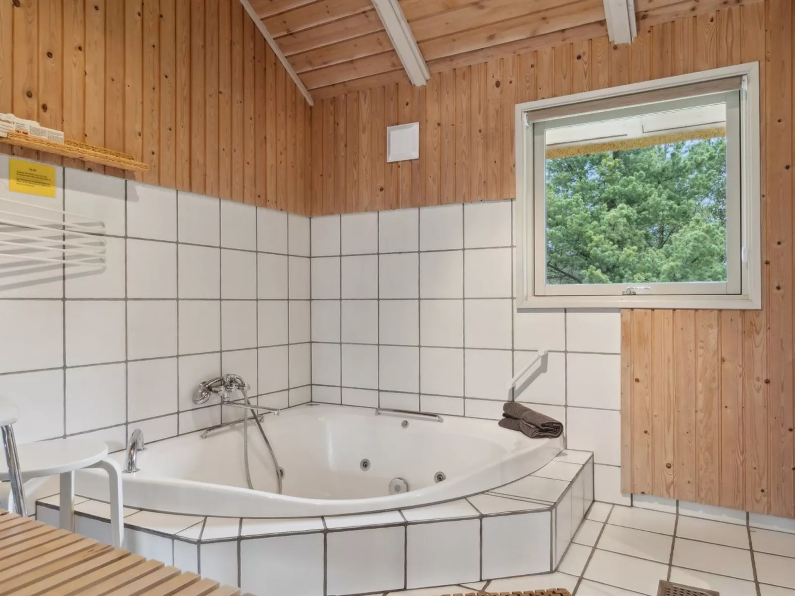 "Wale" - 3.3km from the sea-Binnen