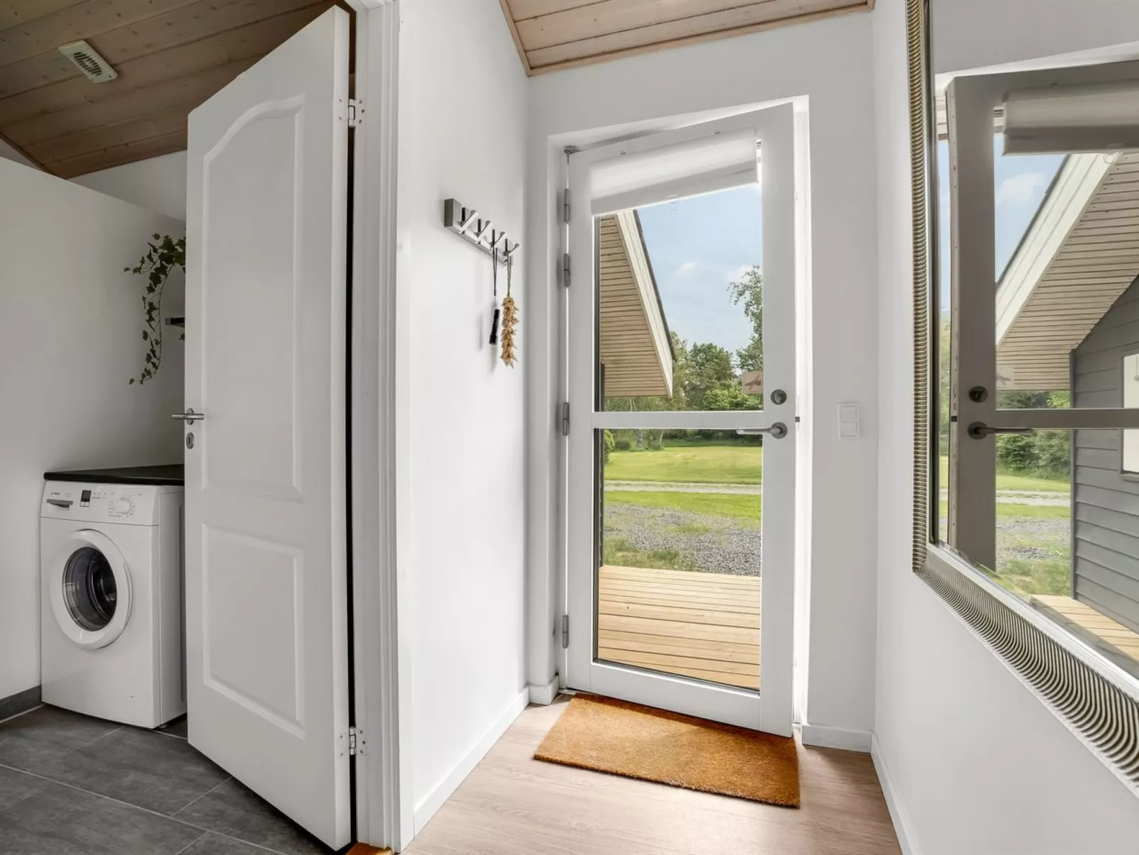 "Luukas" - 150m from the sea-Binnen