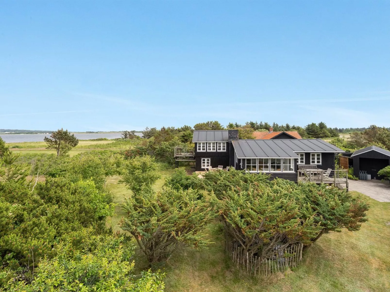 "Gren" - 90m to the fjord-Buiten