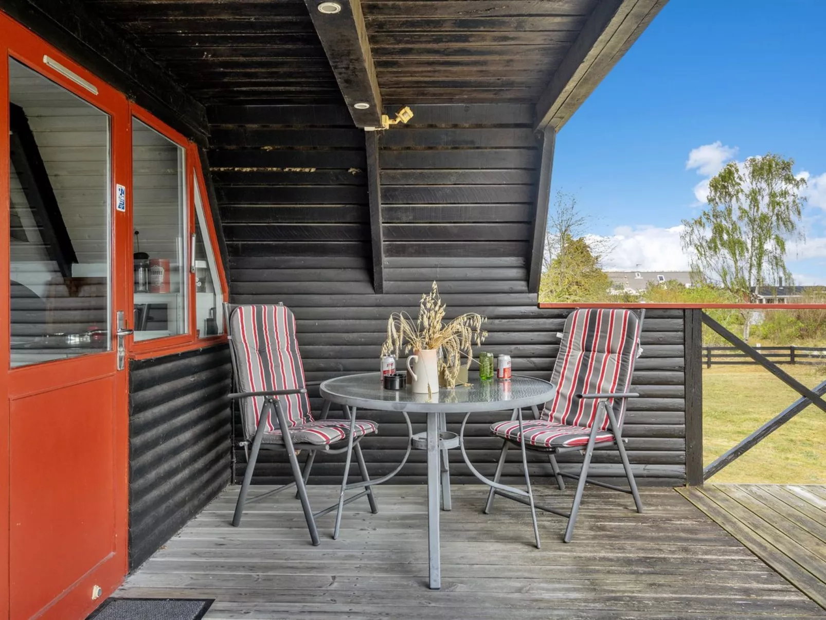 "Vladanka" -  from the sea-Buiten