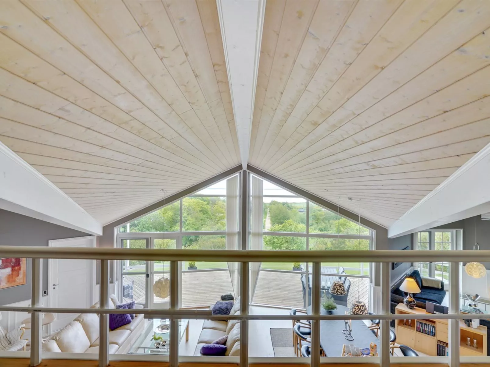 "Regnwald" - 400m to the fjord-Binnen