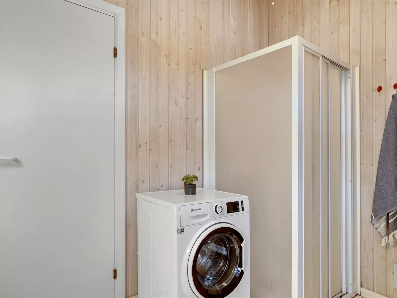 "Tino" - 900m from the sea-Binnen