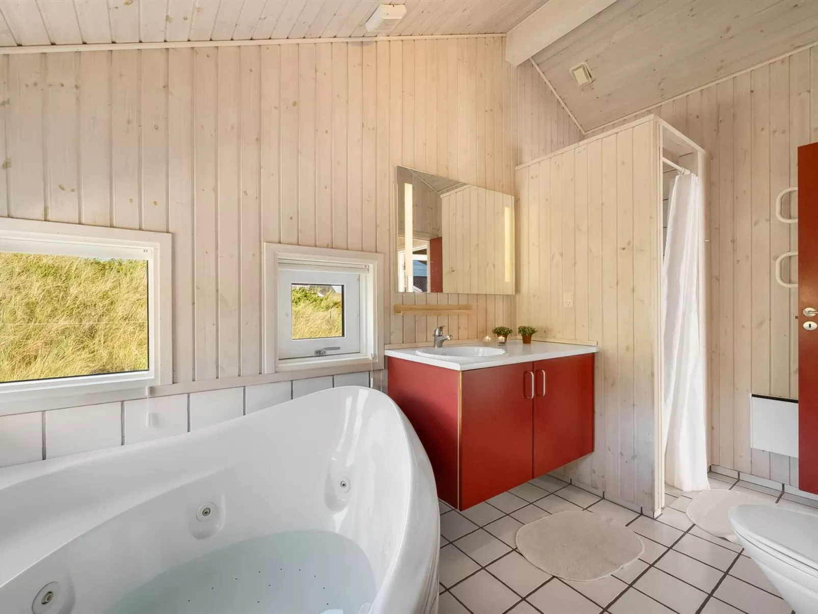 "Emelie" - 200m from the sea-Binnen