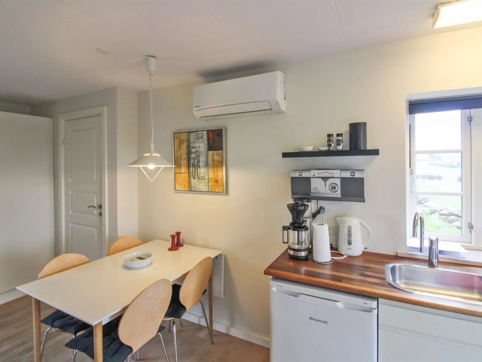 "Lutz" - 6km from the sea-Binnen