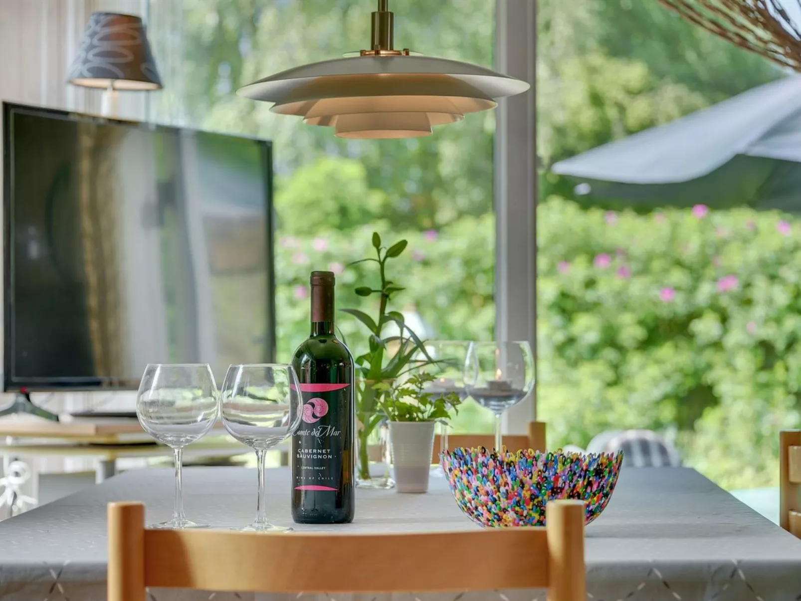 "Tess" - 50m from the sea-Binnen