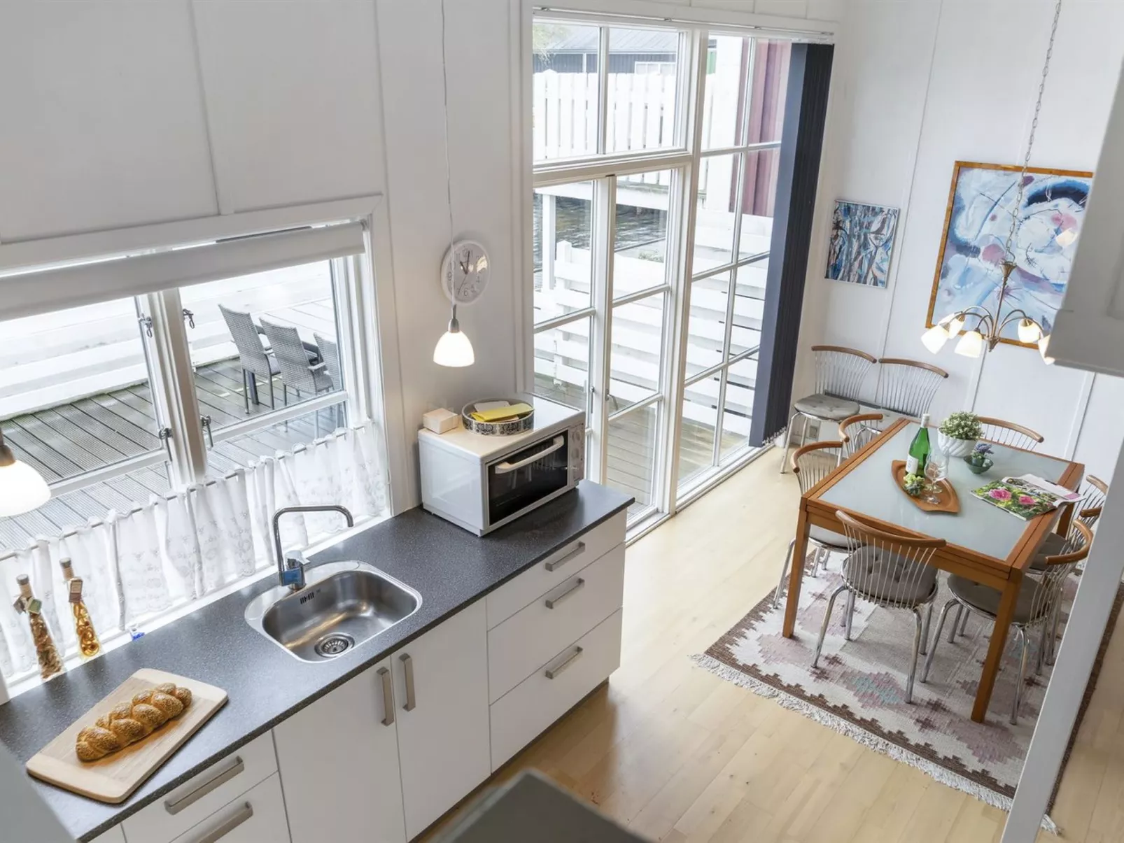 "Milo" - 5m from the sea-Binnen