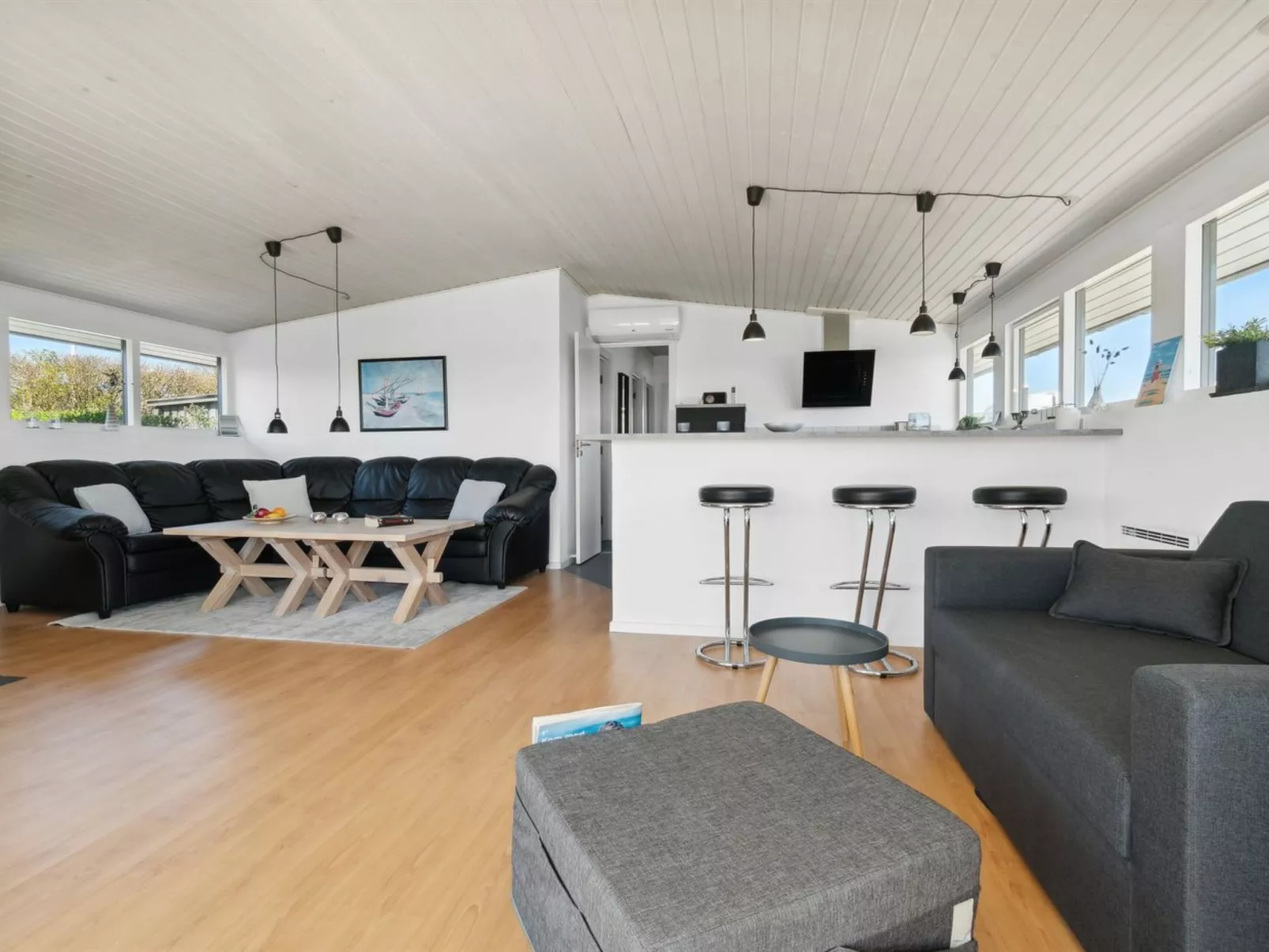 "Peetu" - 200m to the fjord-Binnen