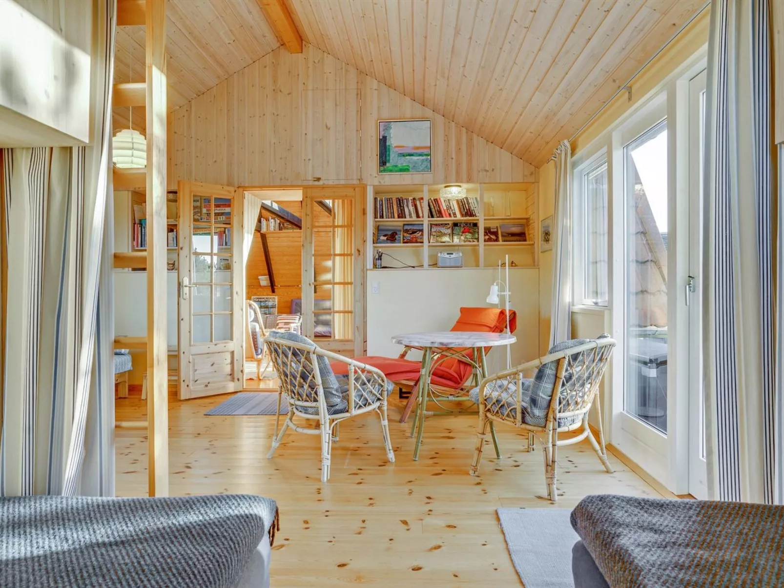 "Ariana" - 150m from the sea-Binnen