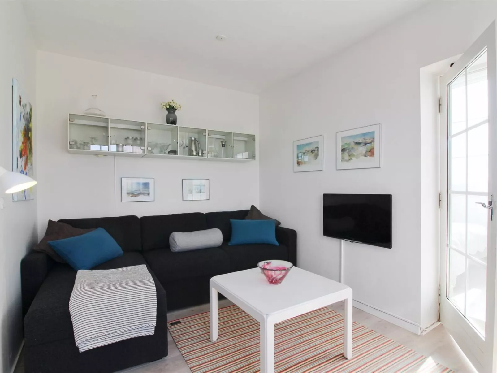 "Lenaya" - 75m from the sea-Binnen