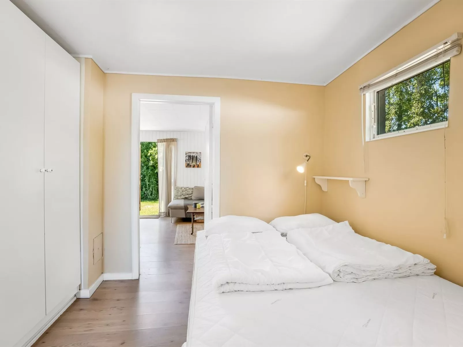 "Carly" - 100m from the sea-Binnen