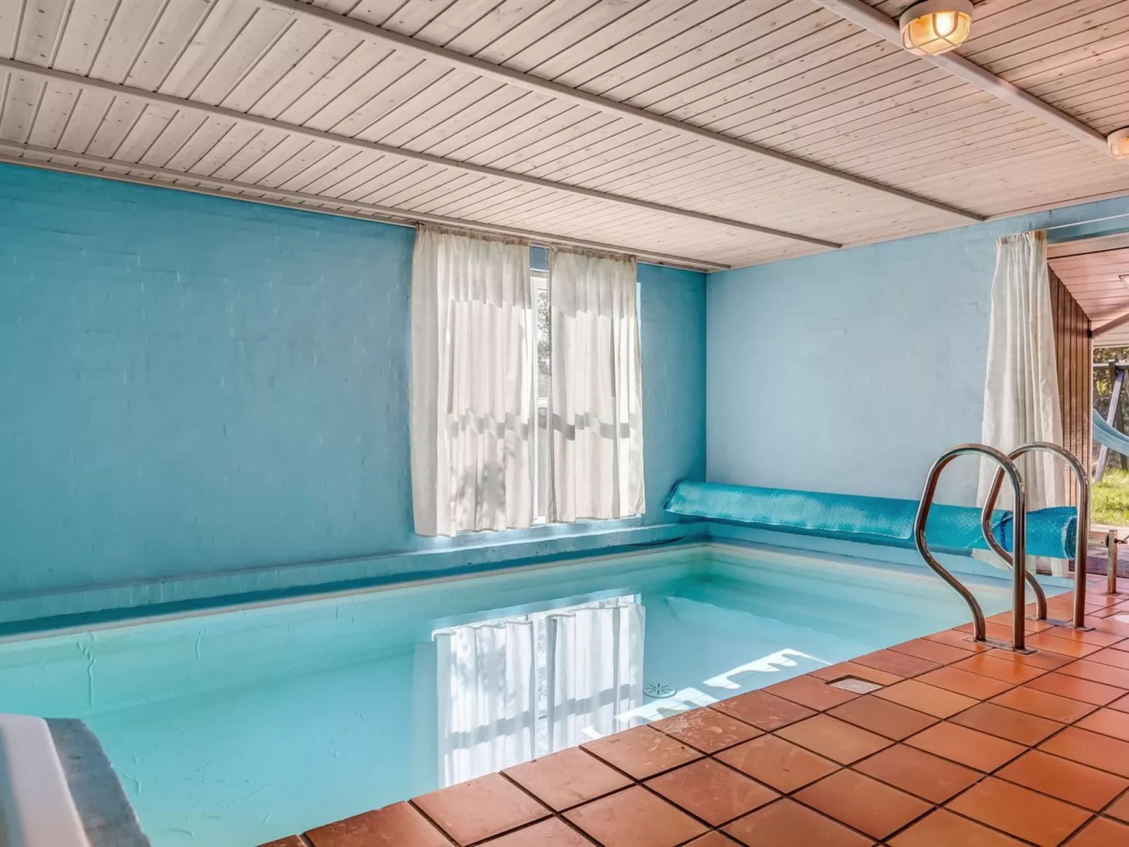 "Livni" - 3.8km from the sea-Buiten