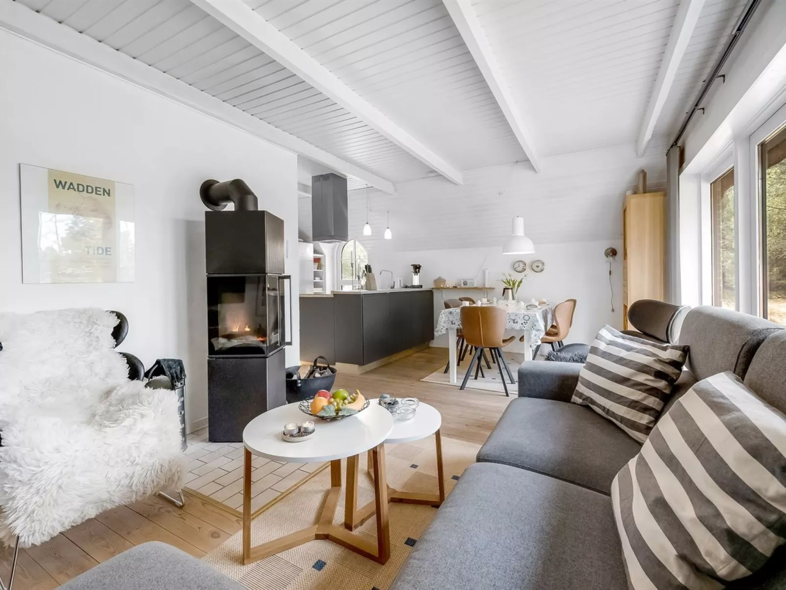 "Annetin" - 850m from the sea-Binnen