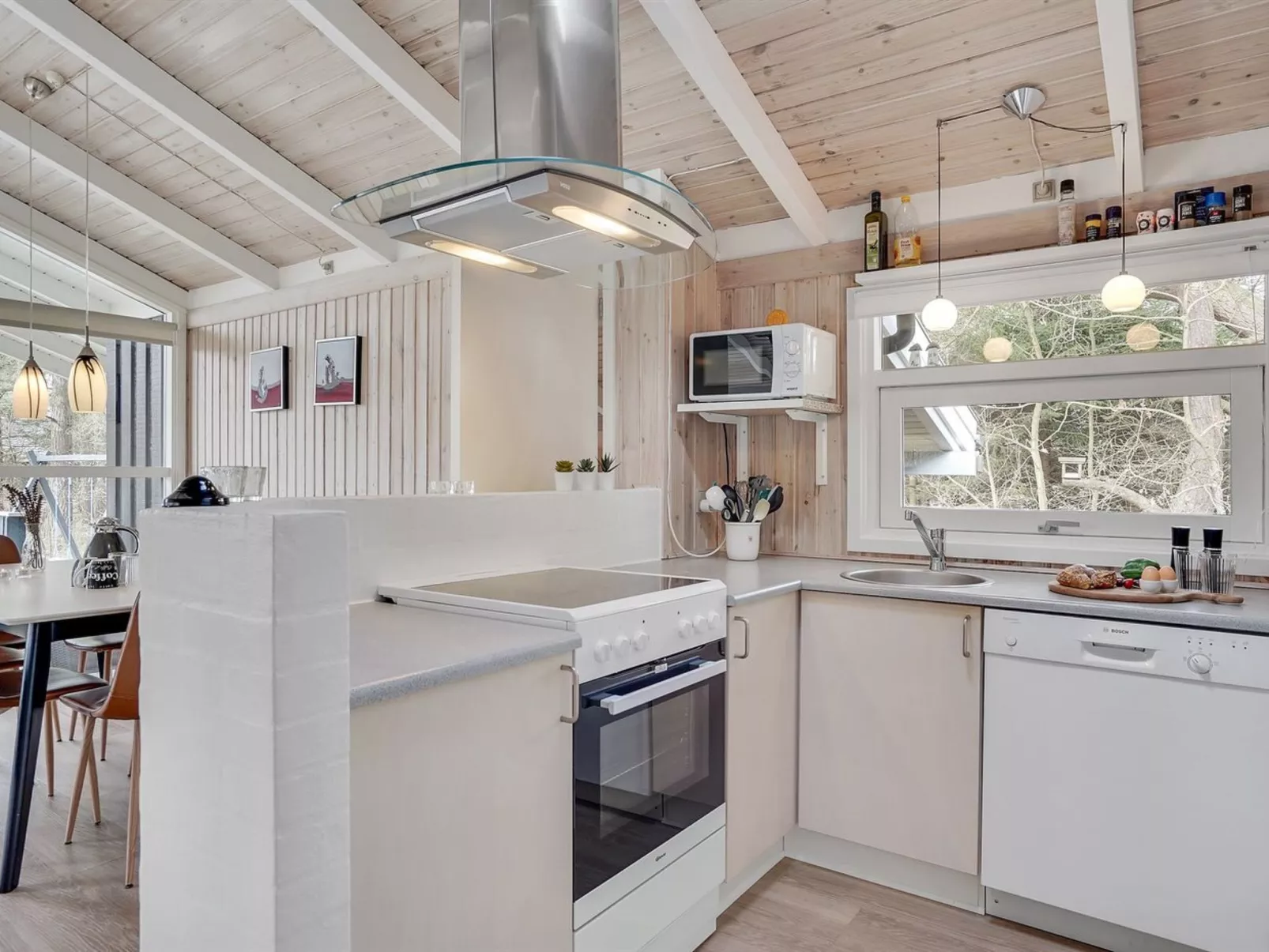 "Ove" - 500m from the sea-Binnen