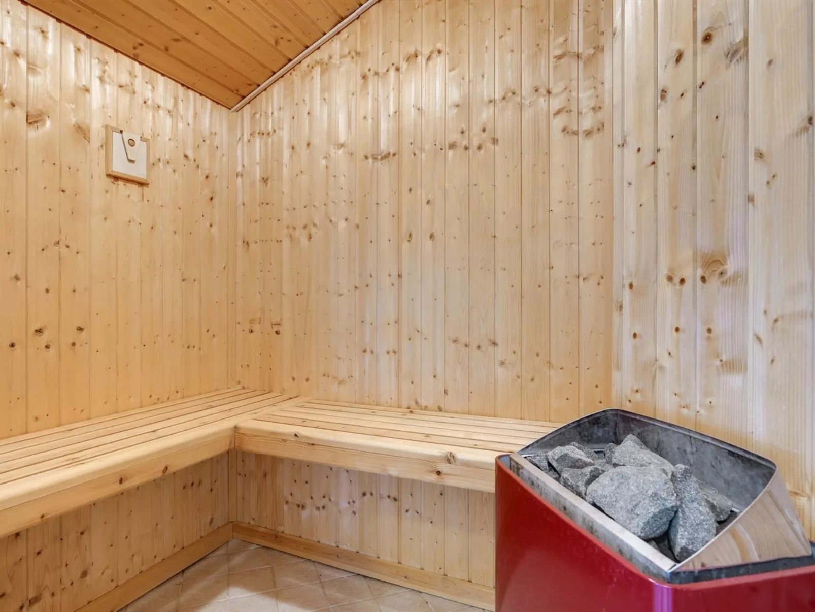 "Merja" - 3km from the sea-Binnen