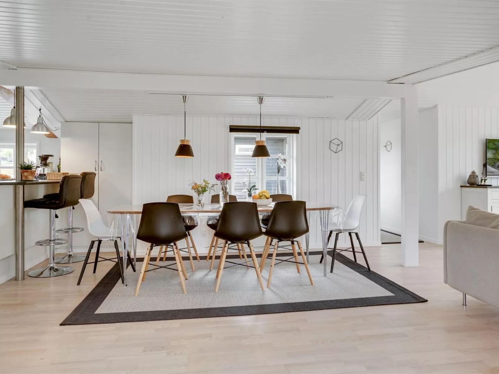 "Gunlef" - 50m from the sea-Binnen